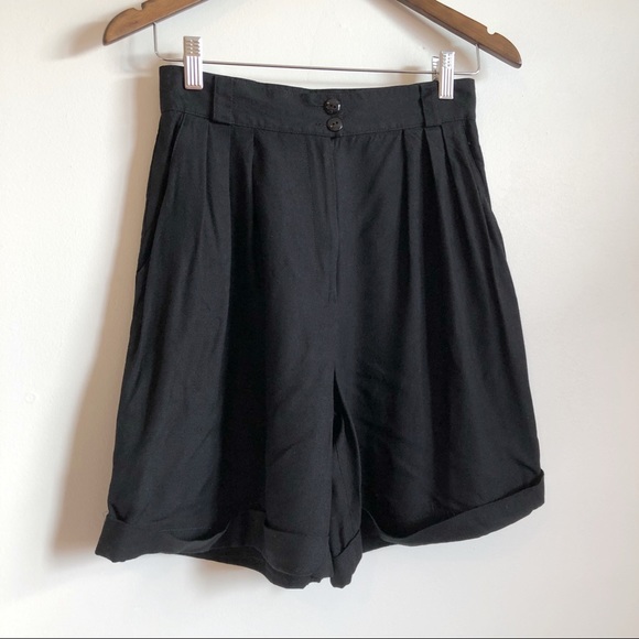 JONES NEW YORK Vintage High Waist Soft Flowy Pleated Short Shorts Black - Picture 11 of 14